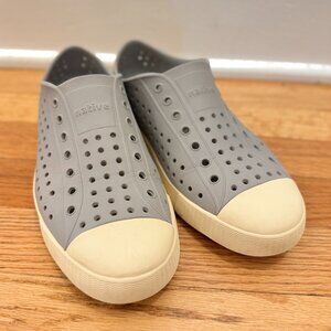 Native Jefferson Slip-on Sneakers, Gray & Cream (J6)
